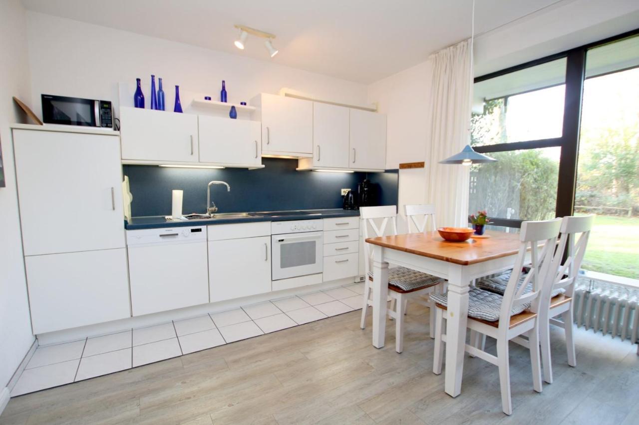 Waldstrasse 19A, Whg 22, Feriendomizil Am Suedstra Apartment Wyk auf Fohr Bagian luar foto
